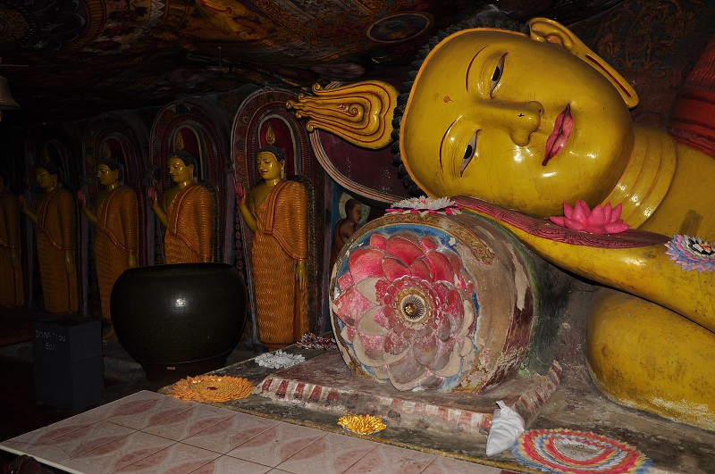 Srí Lanka 2015 - klášter a jeskynní chrámy v Matale 