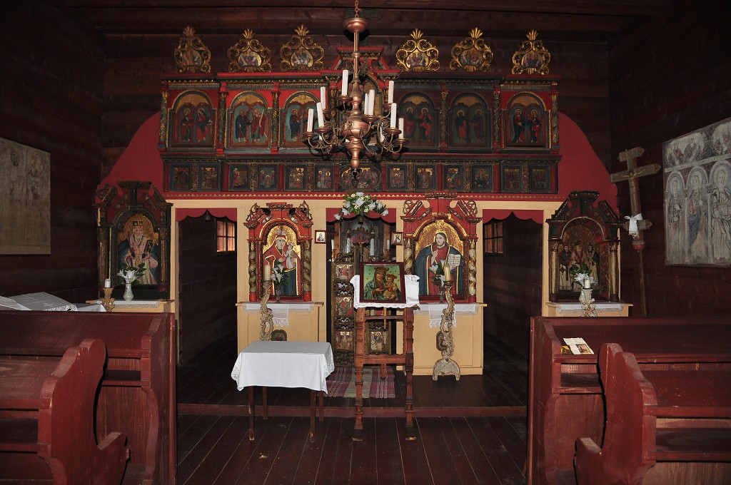 Východní Evropa  - chrám sv. Paraskevy, muzeum ukr. dědiny, Svidník, SK 