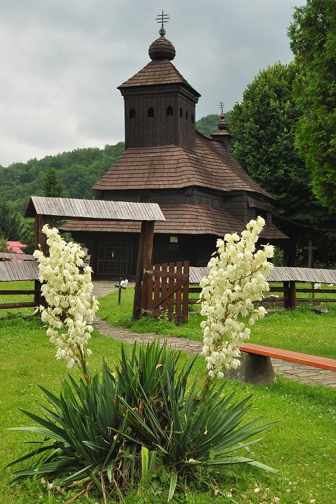 Východní Evropa  - chrám sv. arch. Michala, Uličské Krivé, vých. Slovensko 
