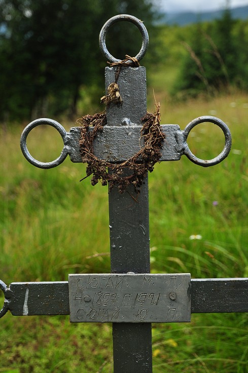 Východní Evropa  - hrob Nikoly Šohaje, Koločava, Ukrajina 