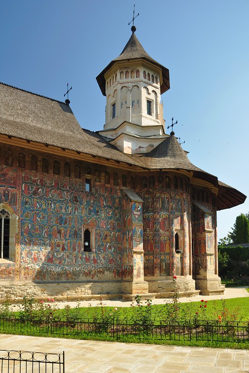Východní Evropa  - klášt.Moldovita (UNESCO), Vatra Moldovitei, Rum. 
