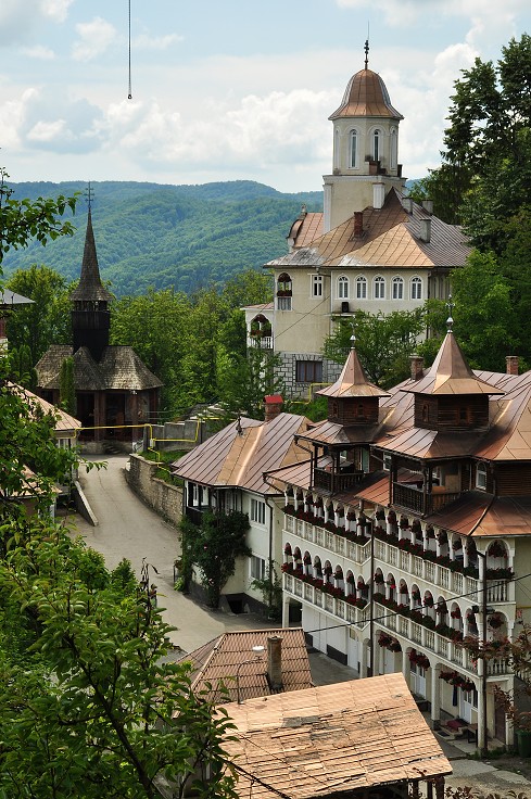 Východní Evropa  - klášter Rohia, severně od Dej, Rumunsko 