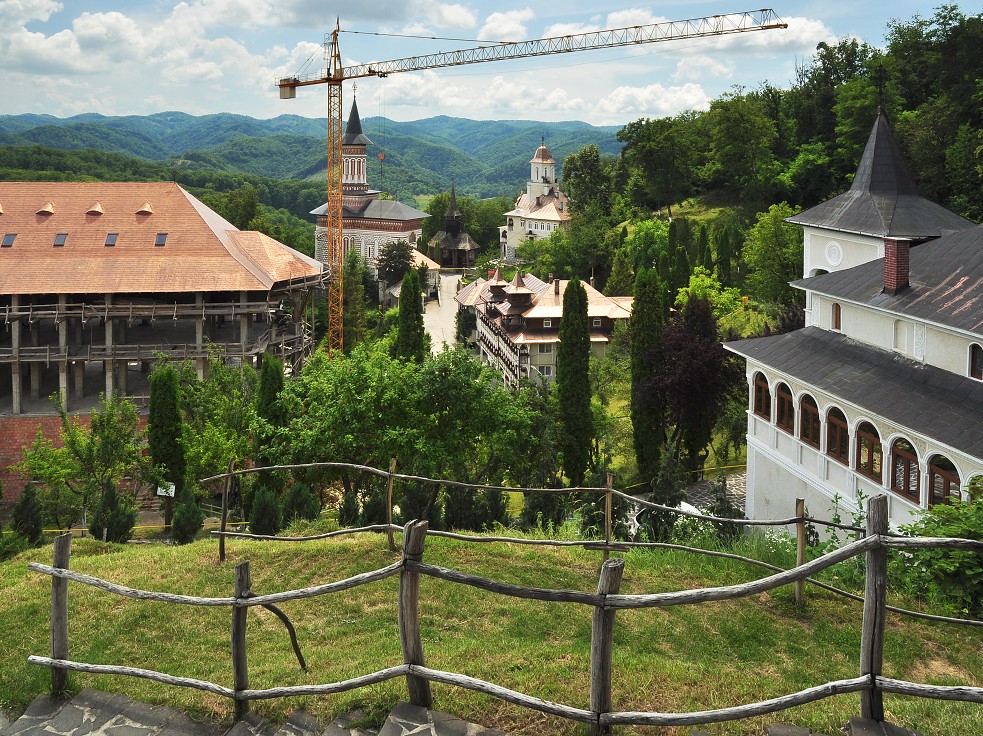Východní Evropa  - klášter Rohia, severně od Dej, Rumunsko 