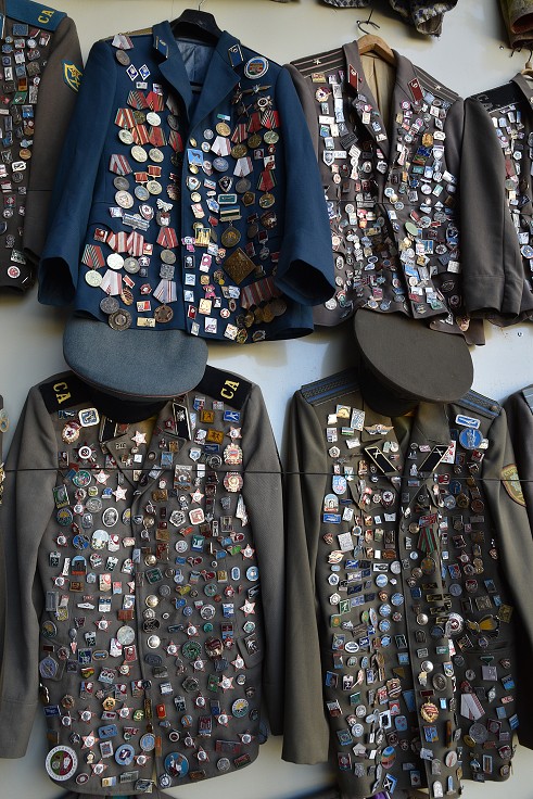 Almaty + Uzbekistán - vojenský shop, Buchara 