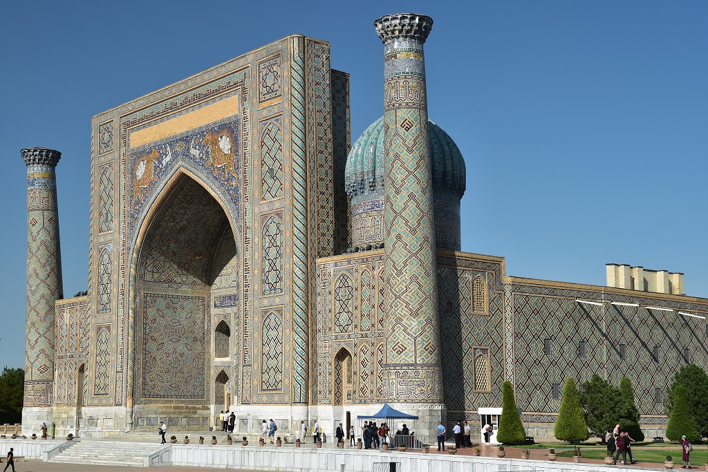 Almaty + Uzbekistán - Medresa Šerdor, Registán, Samarkand 