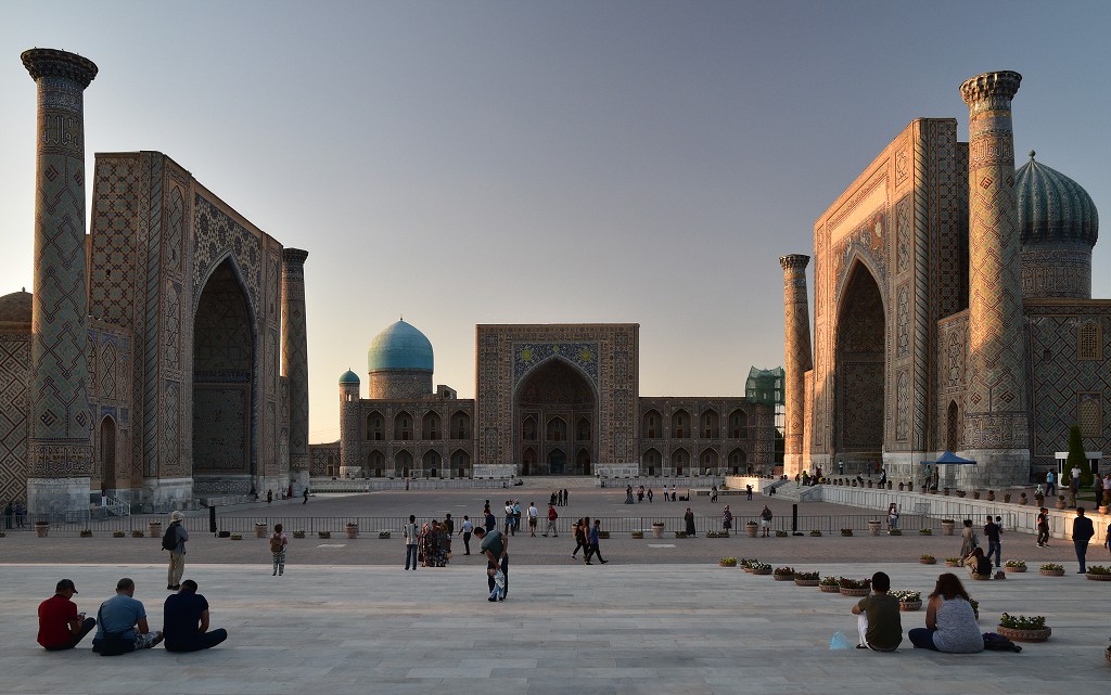 Almaty + Uzbekistán - západ slunce nad Registánem, Samarkand 