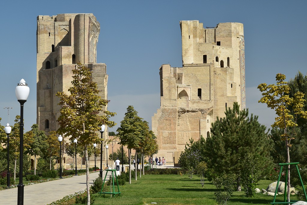 Almaty + Uzbekistán - Palác Oksaroj, Šachrisabz, Timurovo rodiště 