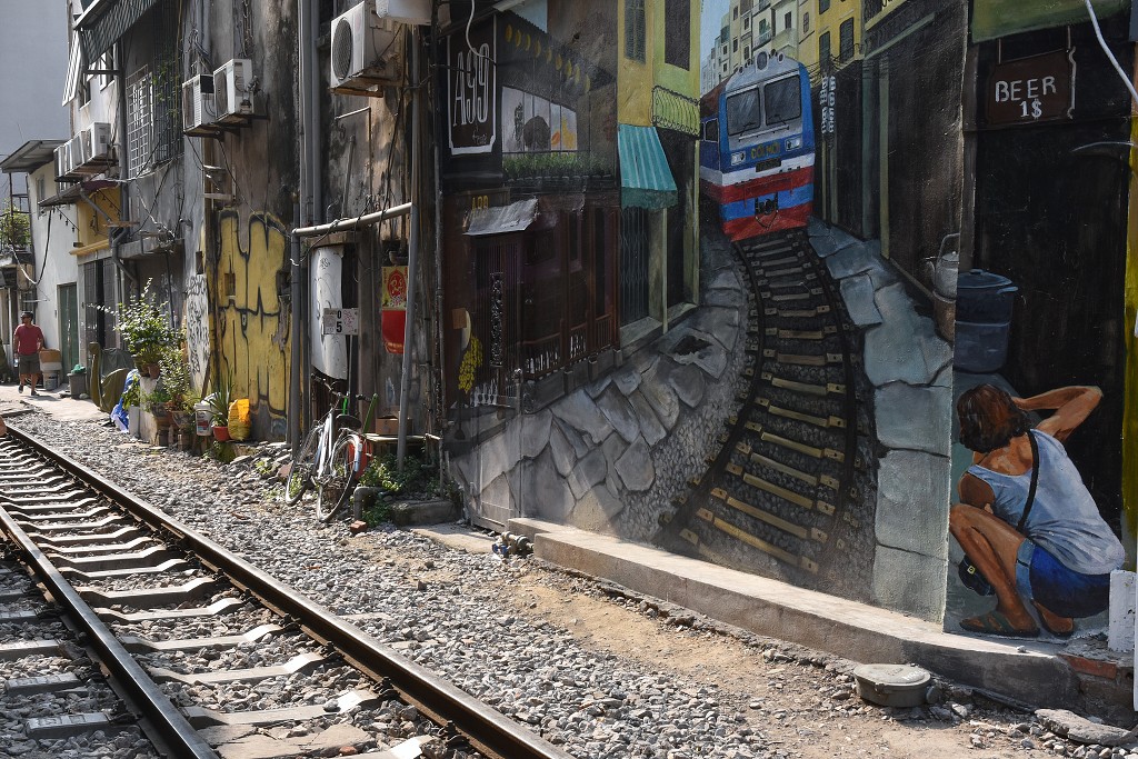 Vietnam - Hanoi - Stará čtvrť, Train street