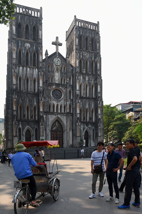 Vietnam - Hanoi, novogotic. katedrála Svatého Josefa