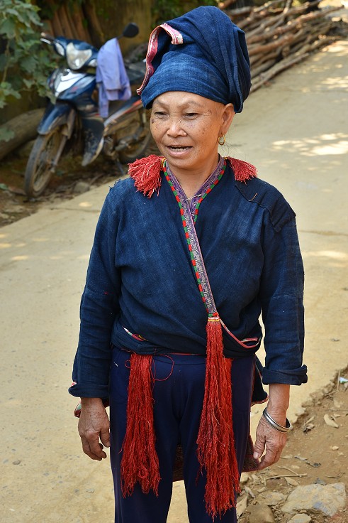 Vietnam - Lidé z menšiny Dao, sev. od Nghia Lo