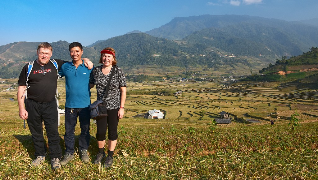 Vietnam - rýžová pole u Tú Le, sz. od Nghia Lo