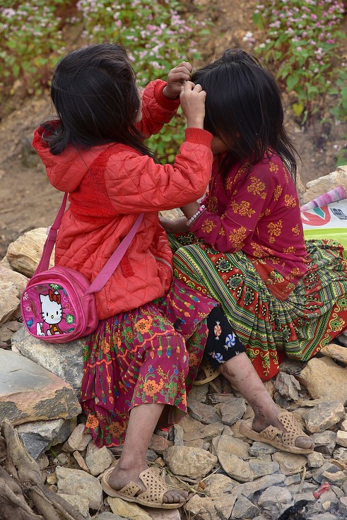 Vietnam - odvšivení, v okolí Lung Tao