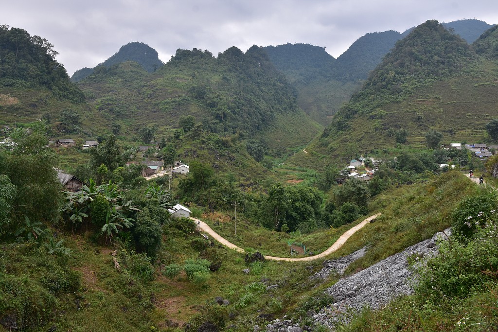 Vietnam - na motorce z Tam Son k jeskyni Lung Khuy