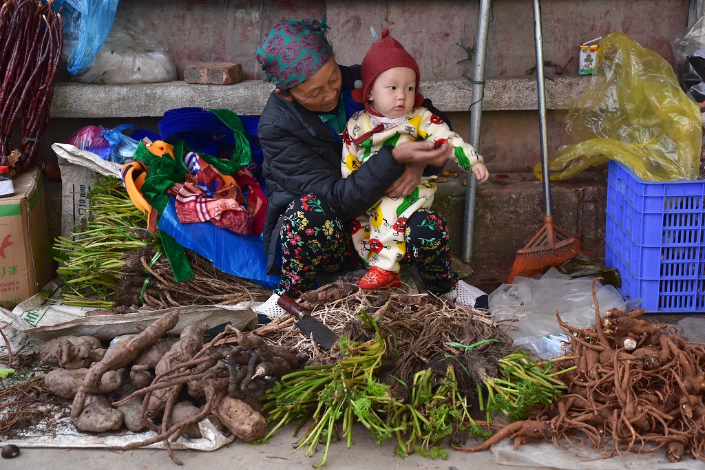 Vietnam - tržiště, Dong Van