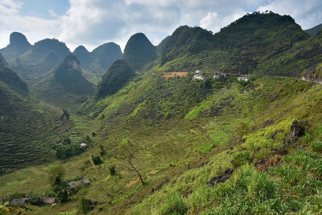 Vietnam - Dong Van Karst Plateau Geopark, u Meo Vac