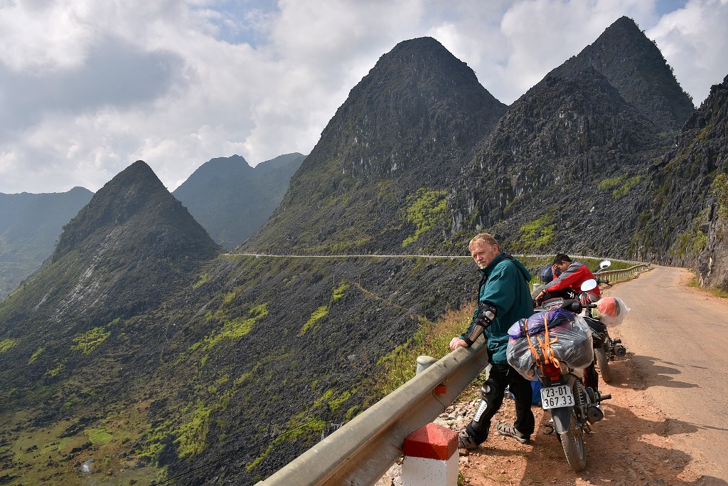 Vietnam - Dong Van Karst Plateau Geopark, u Meo Vac