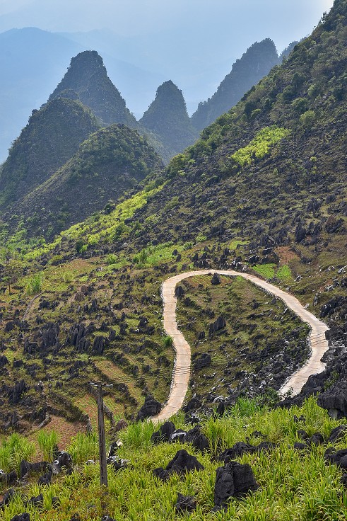 Vietnam - Dong Van Karst Plateau Geopark, u Meo Vac
