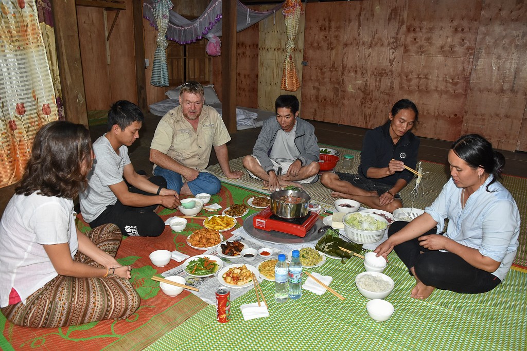 Vietnam - homestay, vesnice Du Gia