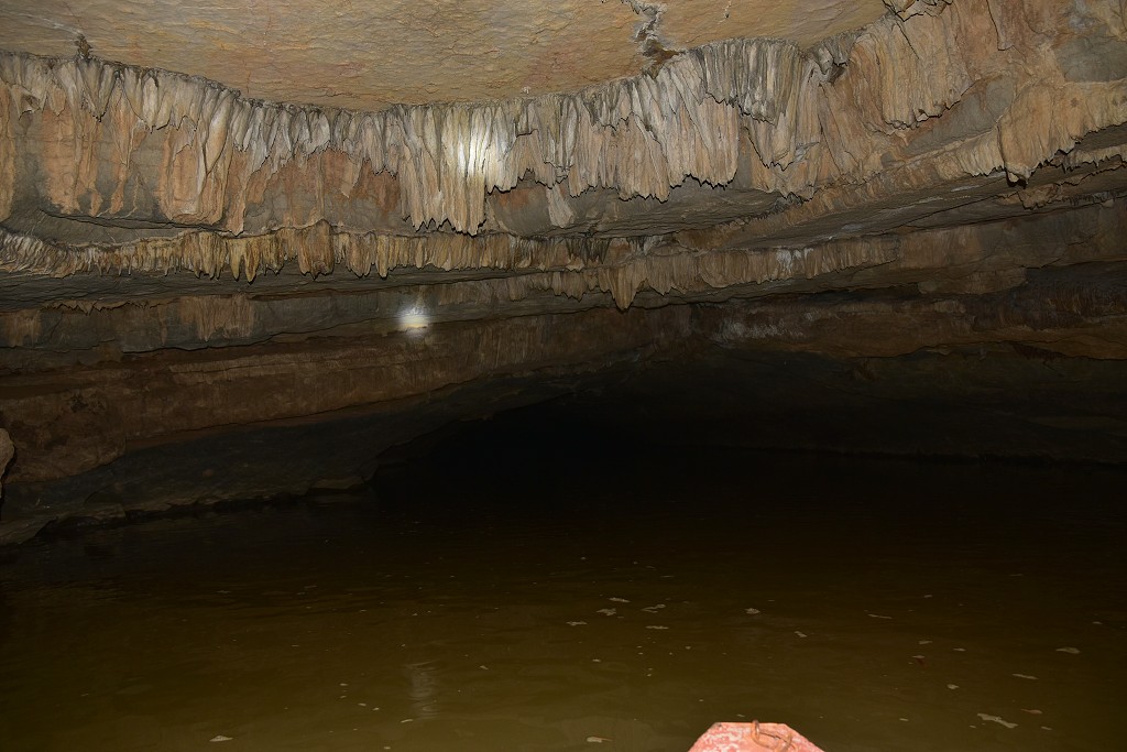 Vietnam - na lodičce do Budha Cave, ptačí rezervace u Tam Coc