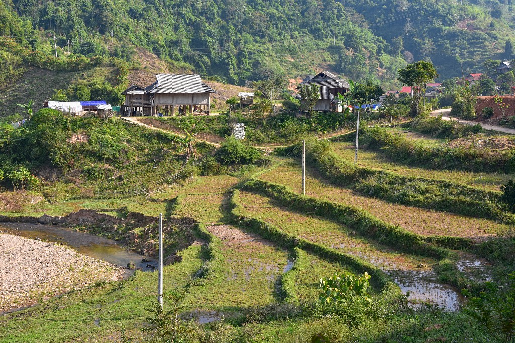 Vietnam - do zapadlého kraje u laoské hranice, jižně od Moc Chau