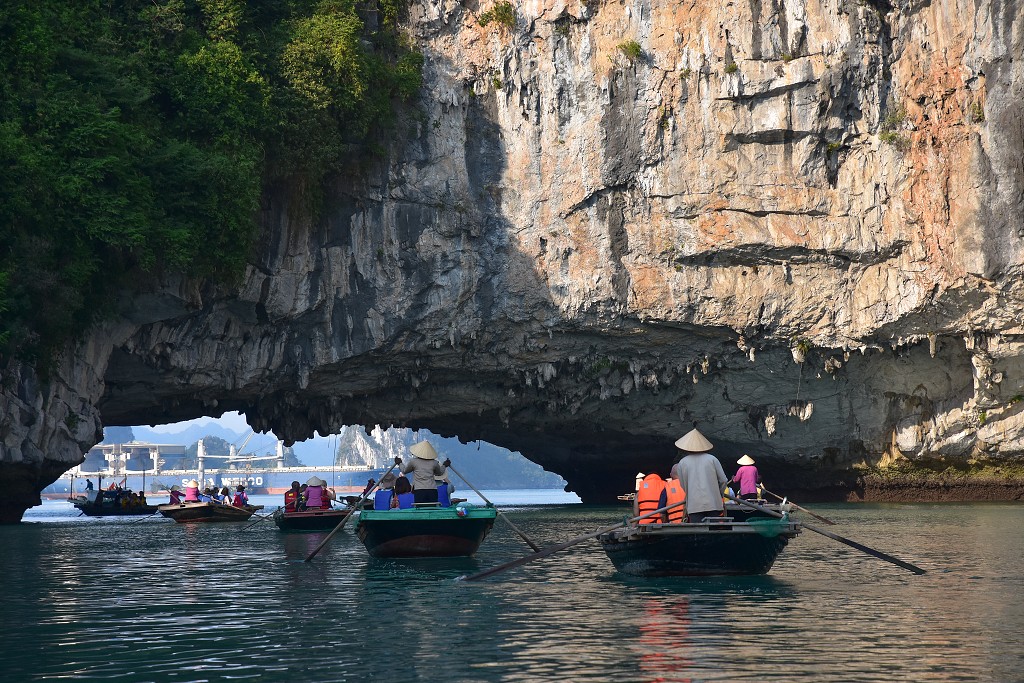 Vietnam - Lang Chai fishing village, zátoka Bai Tu Long