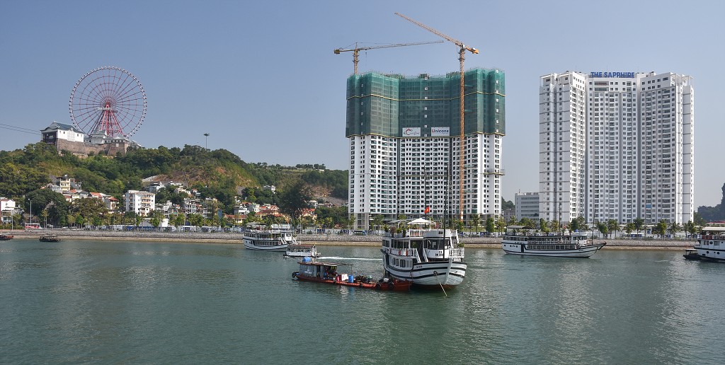 Vietnam - Halong